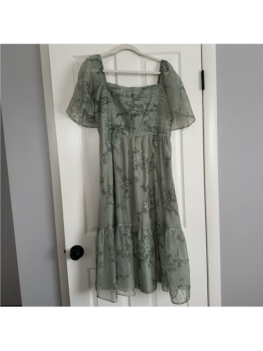 Abercrombie Floral Puff-Sleeve Midi Dress in Sage Green